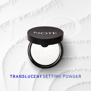 Translucent setting powder swatch behind